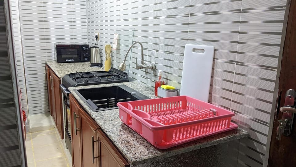 microwave, oven, kitchen