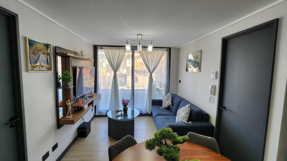 Departamento Familiar con Piscina, Terraza y Estacionamiento Apartment in Valparaiso