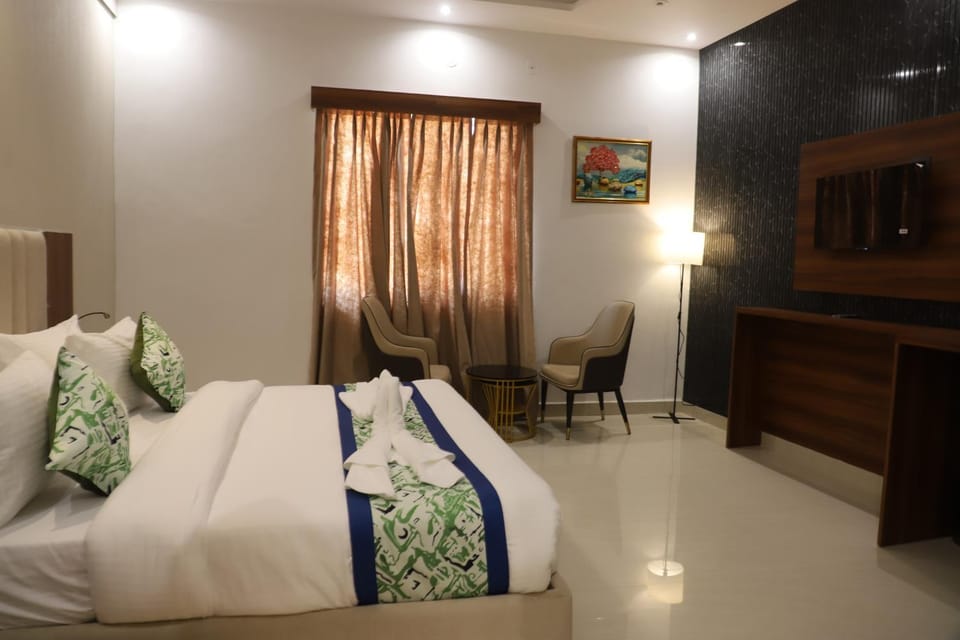 AmarVandana Palace Farm Stay in Uttar Pradesh