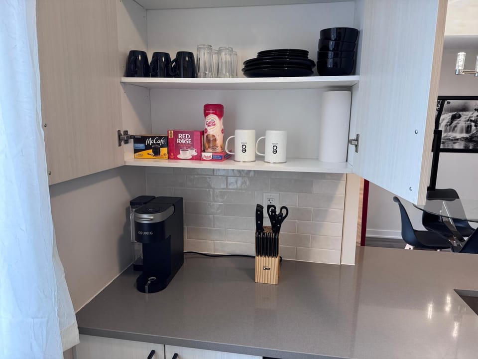 Coffee/tea facilities, Kitchen or kitchenette