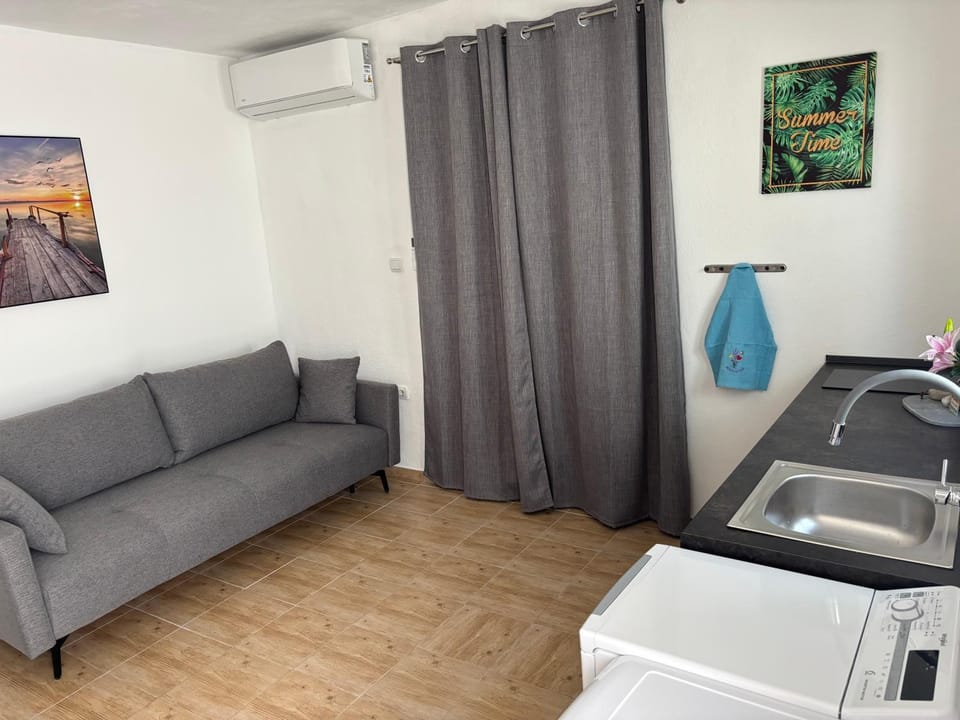 Living room, washing machine, kitchen, air conditioner