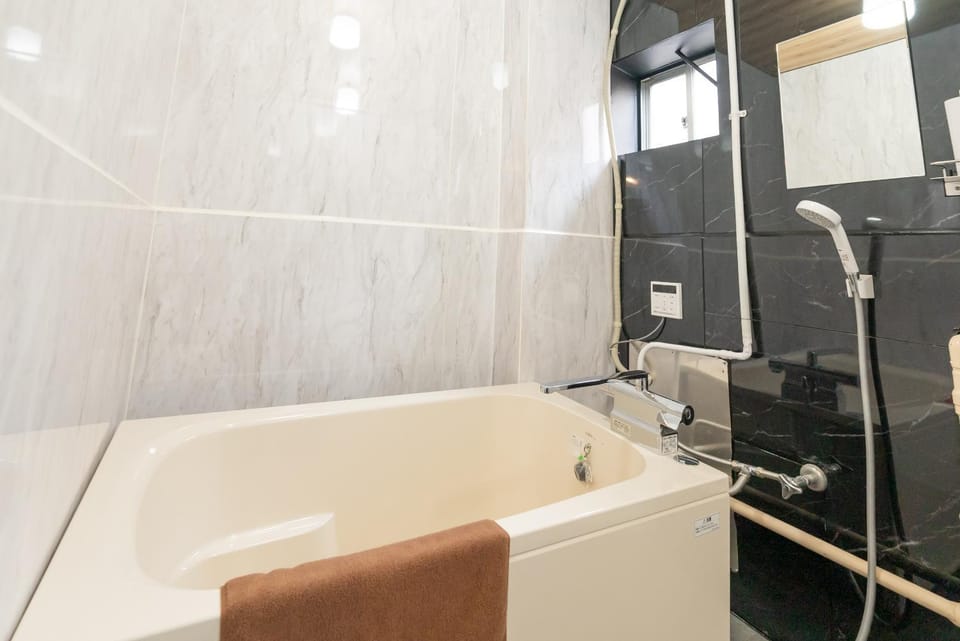 Bathroom, Bath
