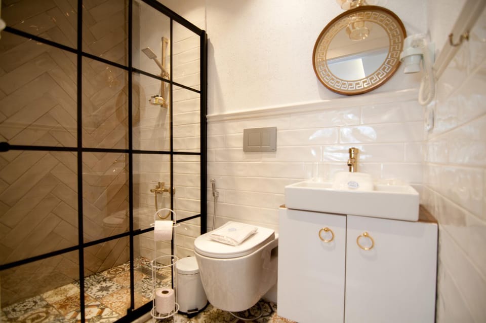 Toilet, Bathroom