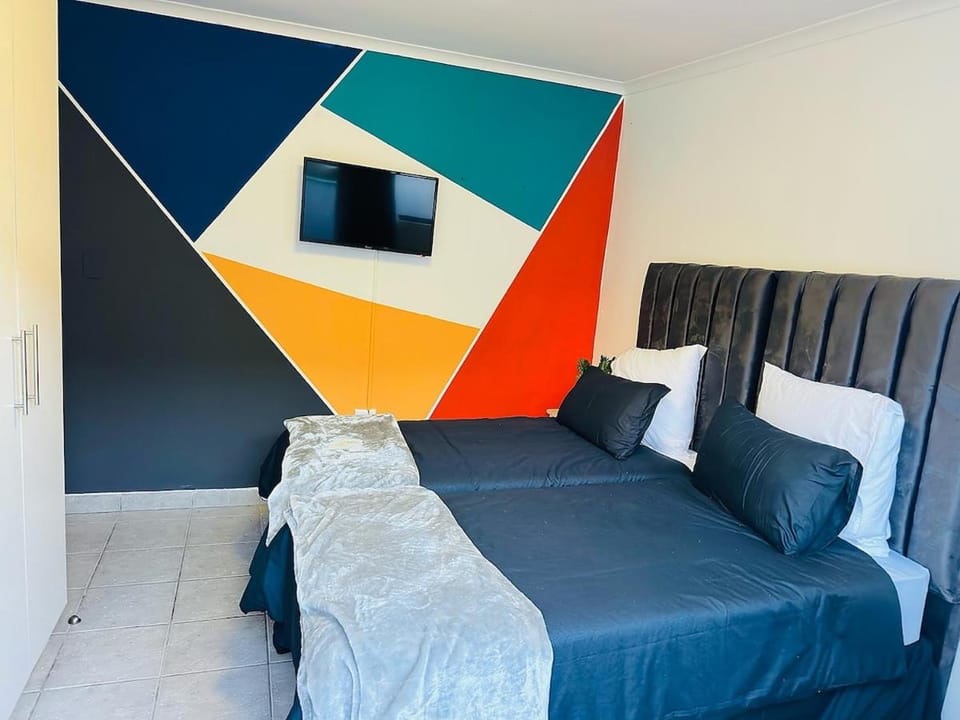 AAA Luxury Cottages Apartment in Cape Town