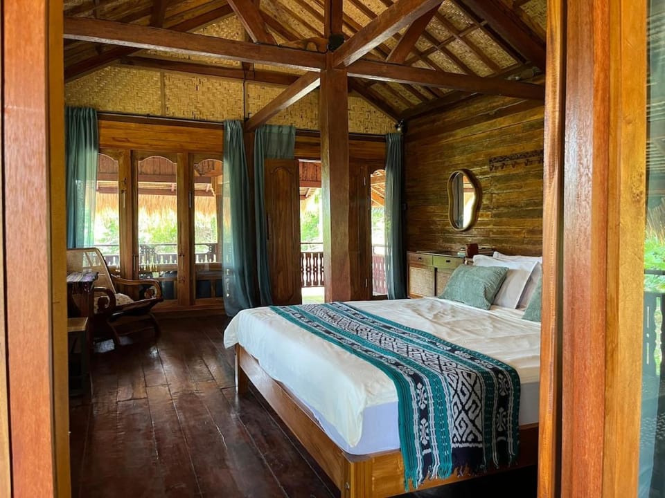 Secret Beach Beachfront Villa Villa in West Nusa Tenggara, Indonesia