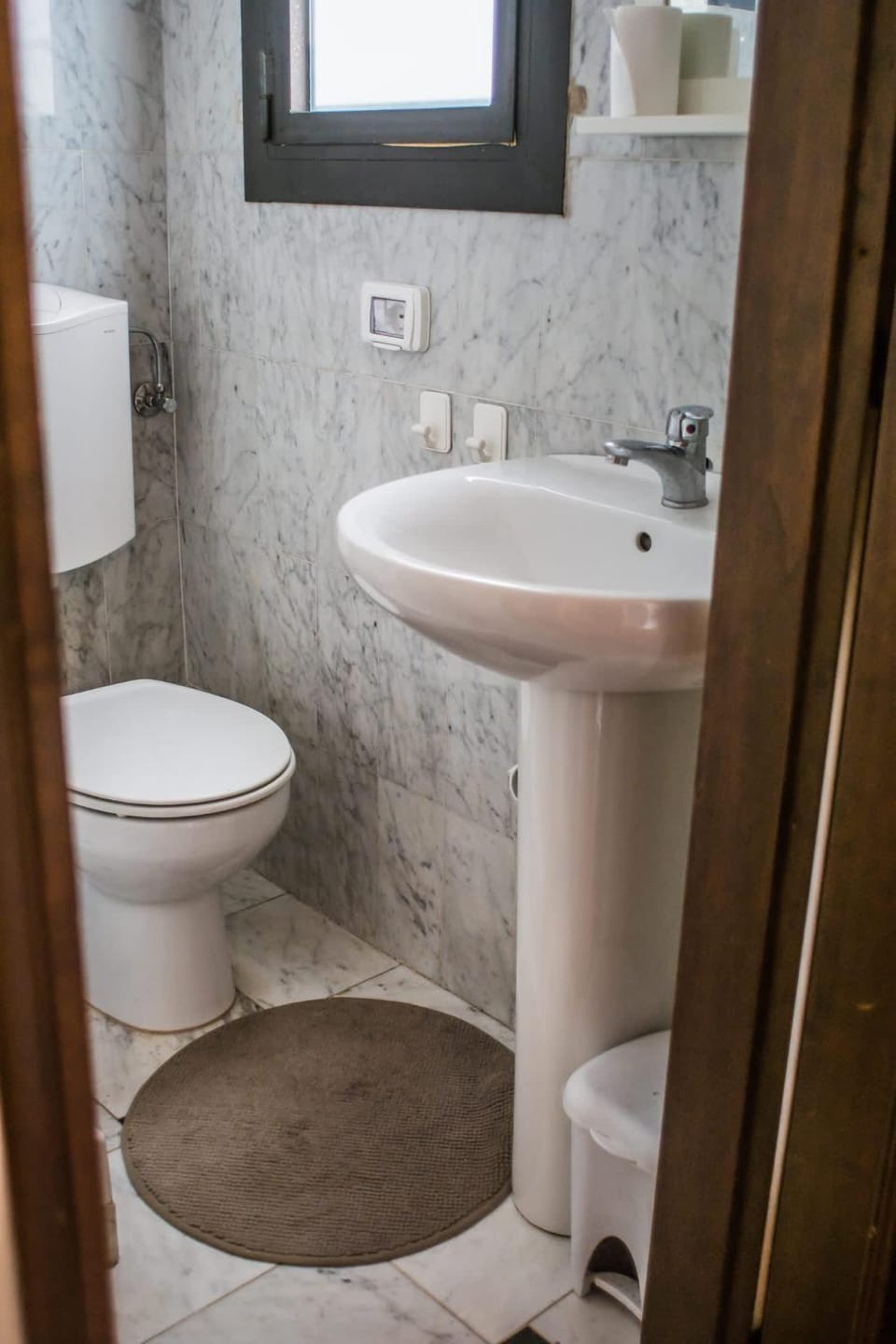 Twin Room ands Private Bath Central Florence Apartment in Florence