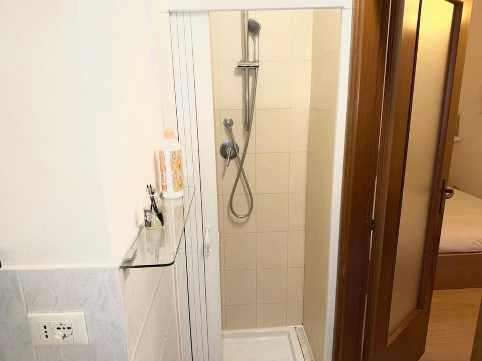 Studio in centro a due passi dalla metro Apartment in Turin