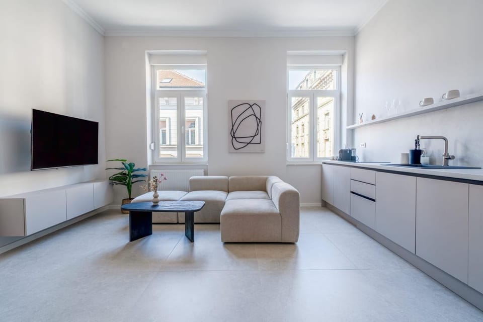 Palmotić Heritage Suites - Main Square - FREE Parking Apartment in City of Zagreb