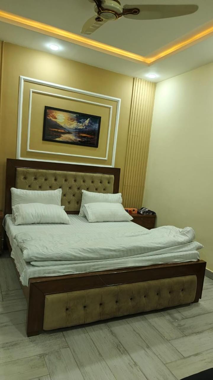 Airport View Guest House Bed and Breakfast in Islamabad