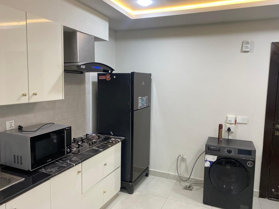 AR-ONE APPARTMENTs Apartment in Islamabad