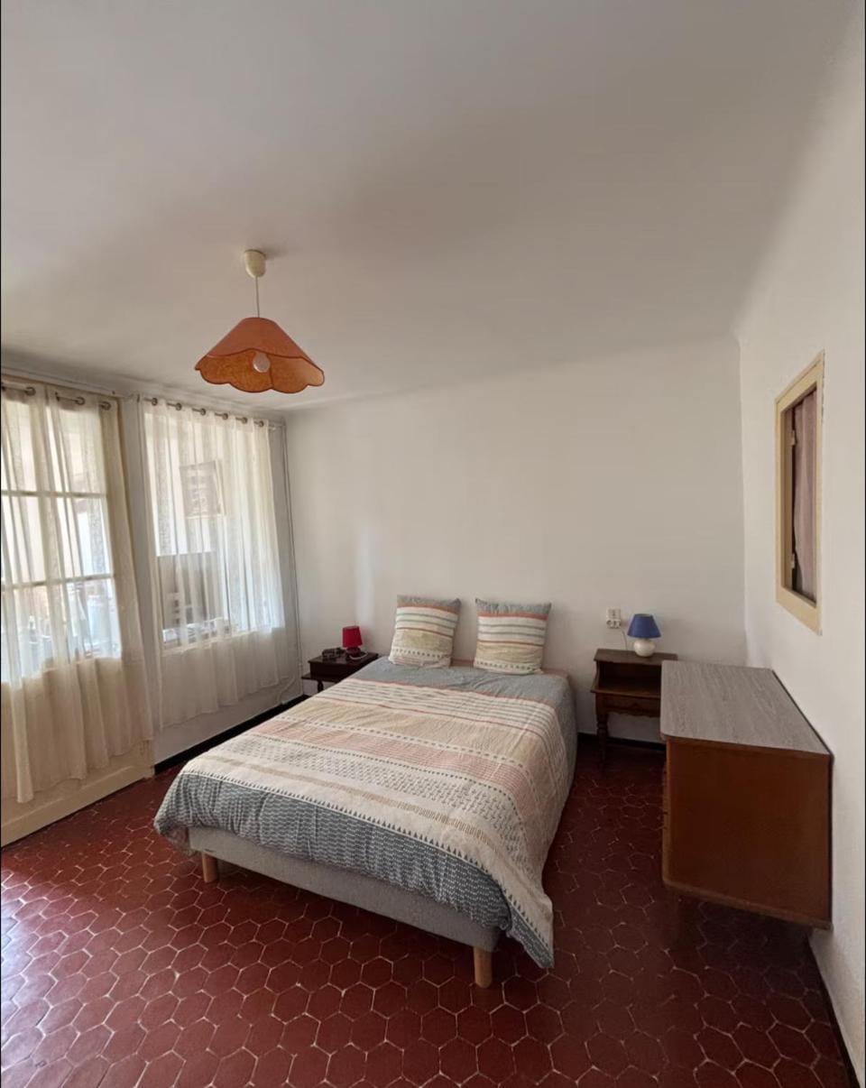 Appartement 5 pers climatisé idéal randonnées et train à vapeur proche Mercantour Apartment in Provence-Alpes-Côte d'Azur