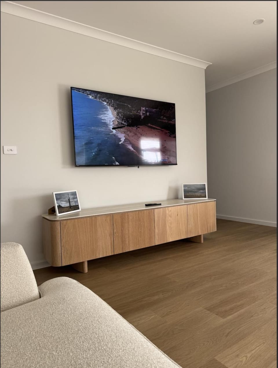Communal lounge/ TV room, Living room