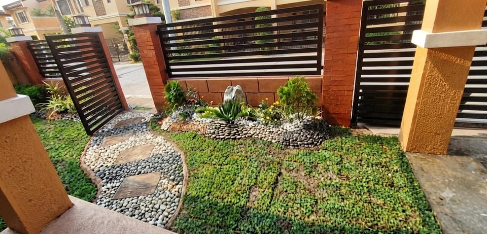 Garden, Garden view