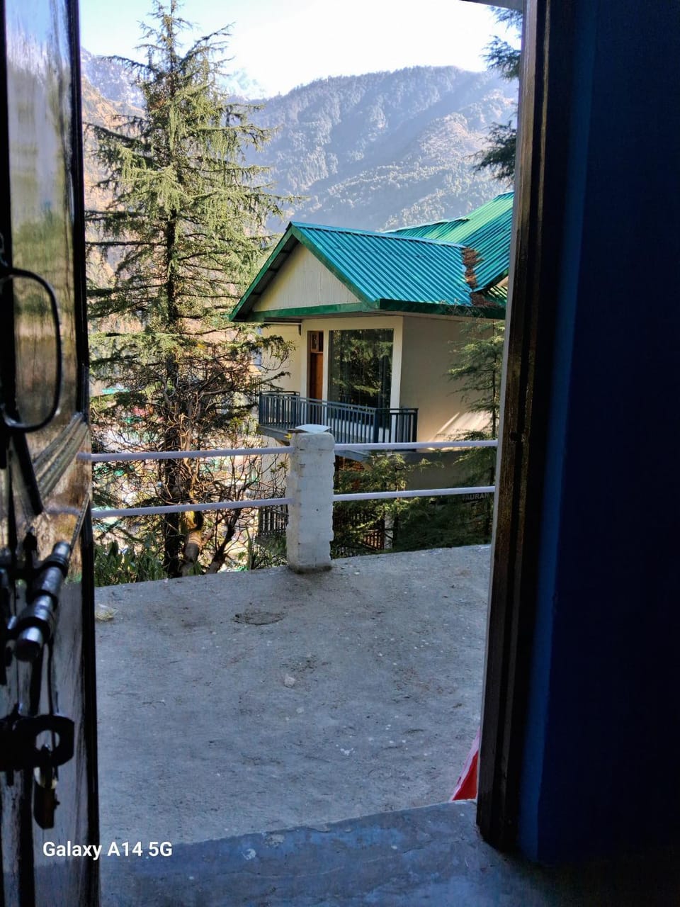 Himalayan Hostel, opposite to white waterinn hotel, tipa road, mecleodganjj Vacation rental in Himachal Pradesh