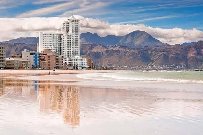 Pips Place Penthouse 501 Apartment in Cape Town
