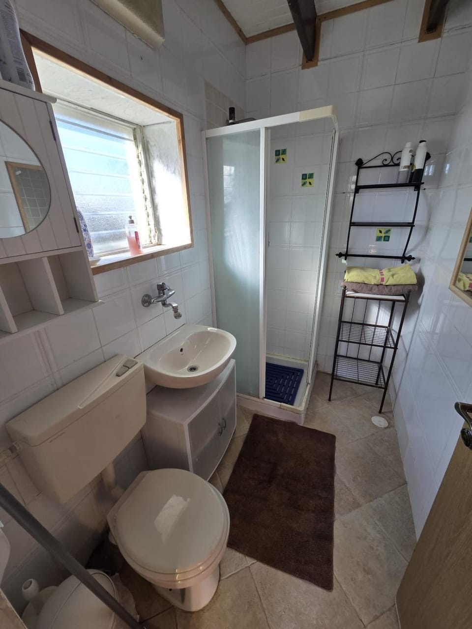 בין עצי הדובדבן - צימר 3 נחל שניר Apartment in North District