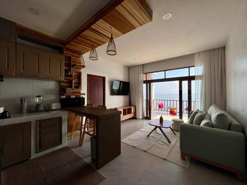 TV and multimedia, Kitchen or kitchenette, Living room