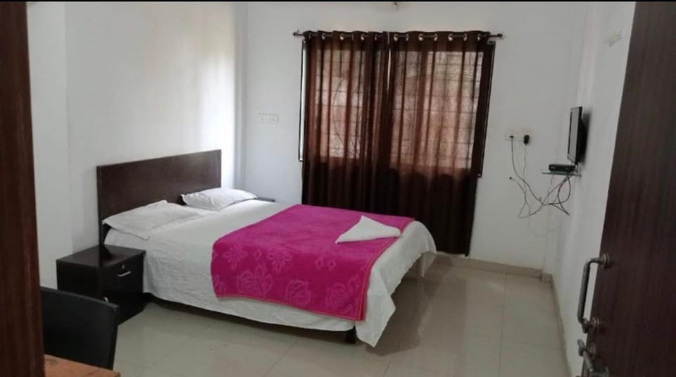 Gokul lodge Apartment in Maharashtra