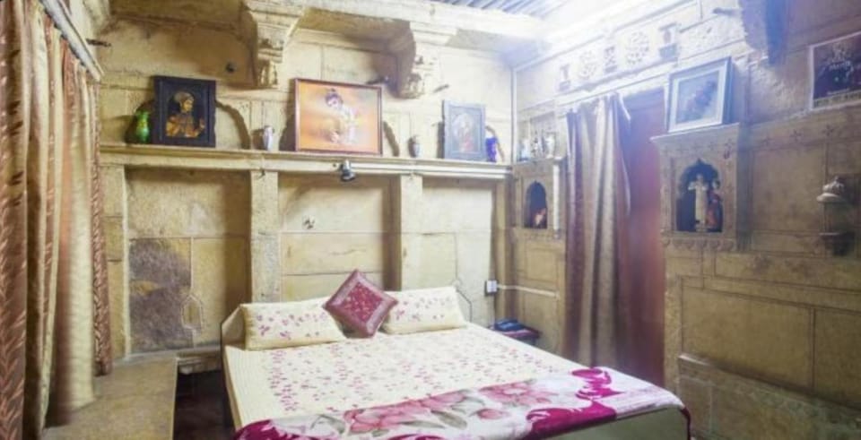 Bed, Photo of the whole room, Bedroom, bunk bed, wardrobe