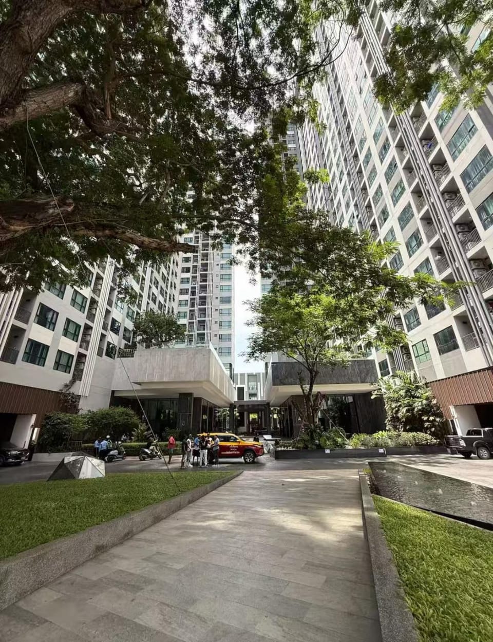 1The Base芭提雅市中心单卧室 网红无边泳池 明星都来打卡 Apartment in Pattaya City