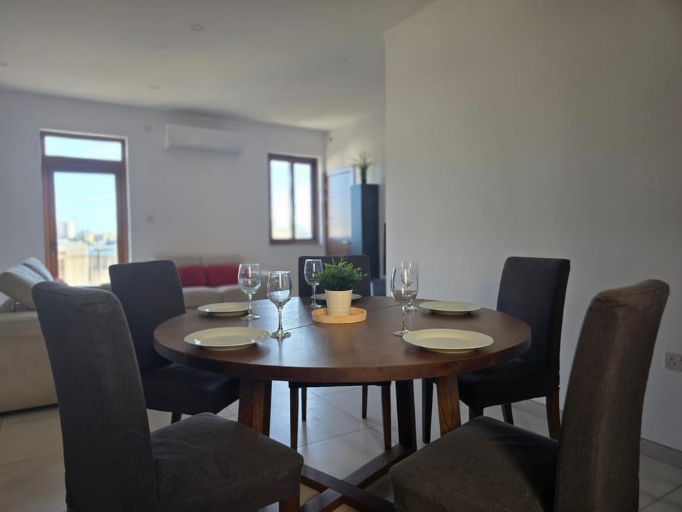 Valletta Family Home Waterfront & Gardens Apartment in Malta