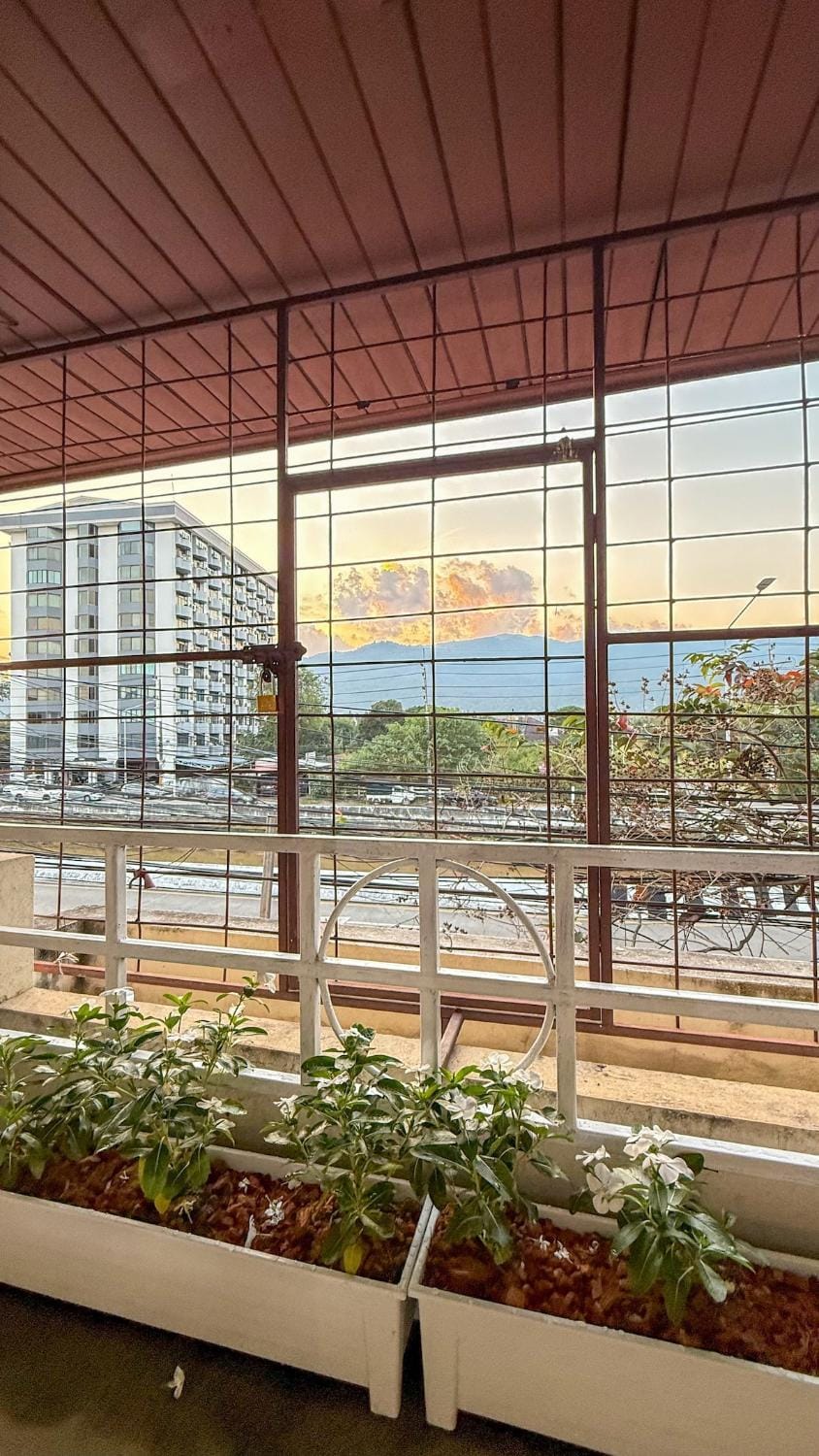 City center room with mountain view Apartment in Chiang Mai