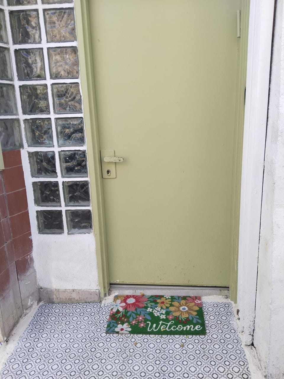 Green gallery Apartment in Haifa