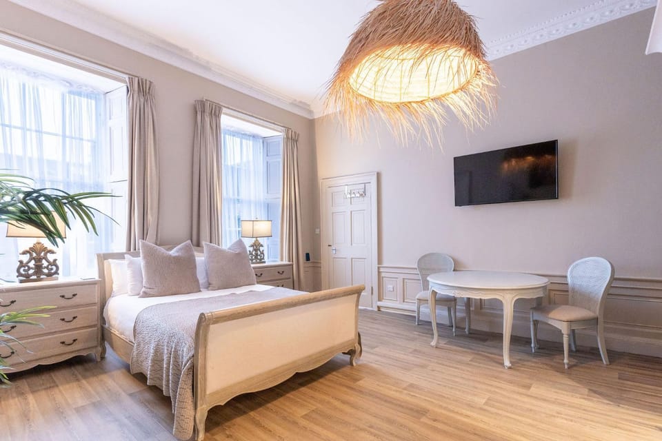 38 Bide Collective Bed and Breakfast in Edinburgh