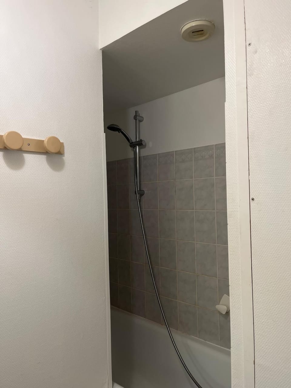 Studio proche gare Apartment in Laval