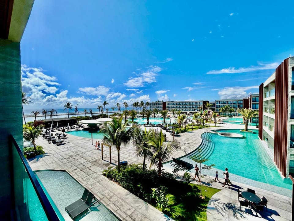 Pool view, Sea view