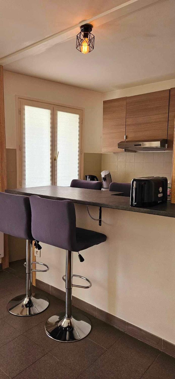 Kitchen or kitchenette, hair dresser