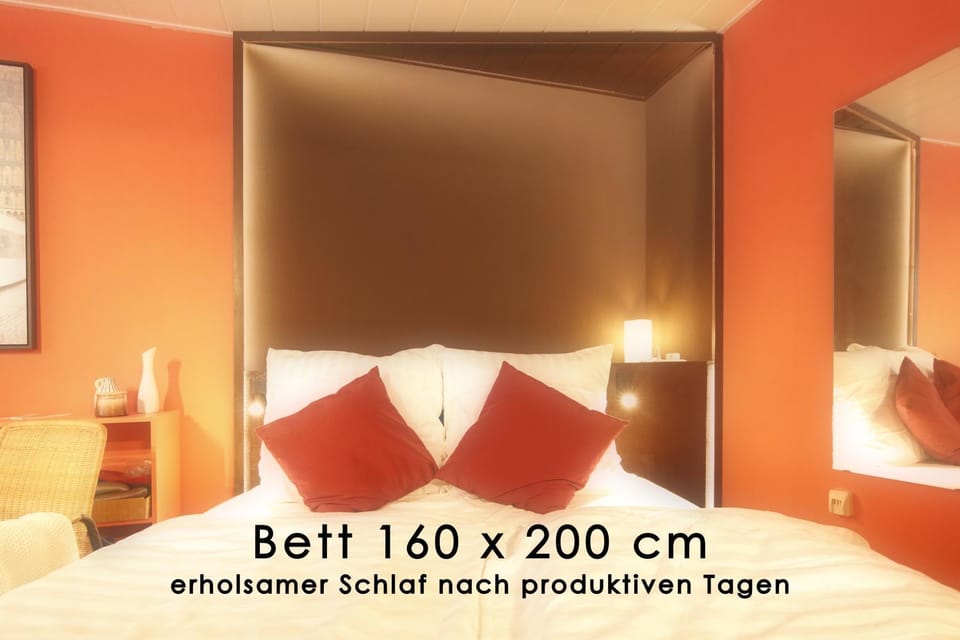 Bed, Photo of the whole room, Bedroom, Text overlay, furniture
