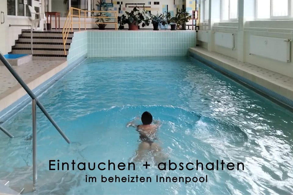 People, Text overlay, Pool view, Swimming pool, Sports