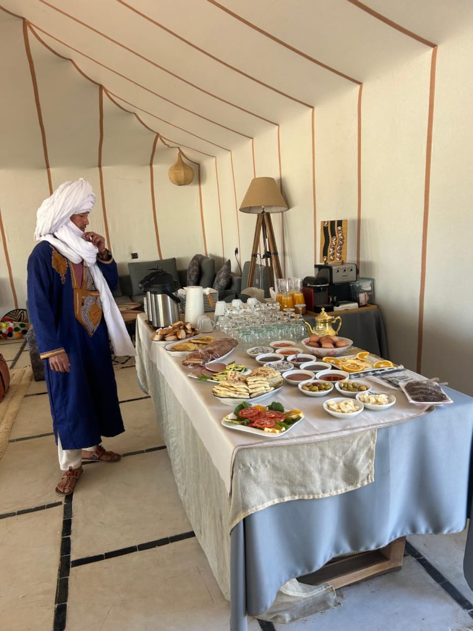 Breakfast, Buffet breakfast