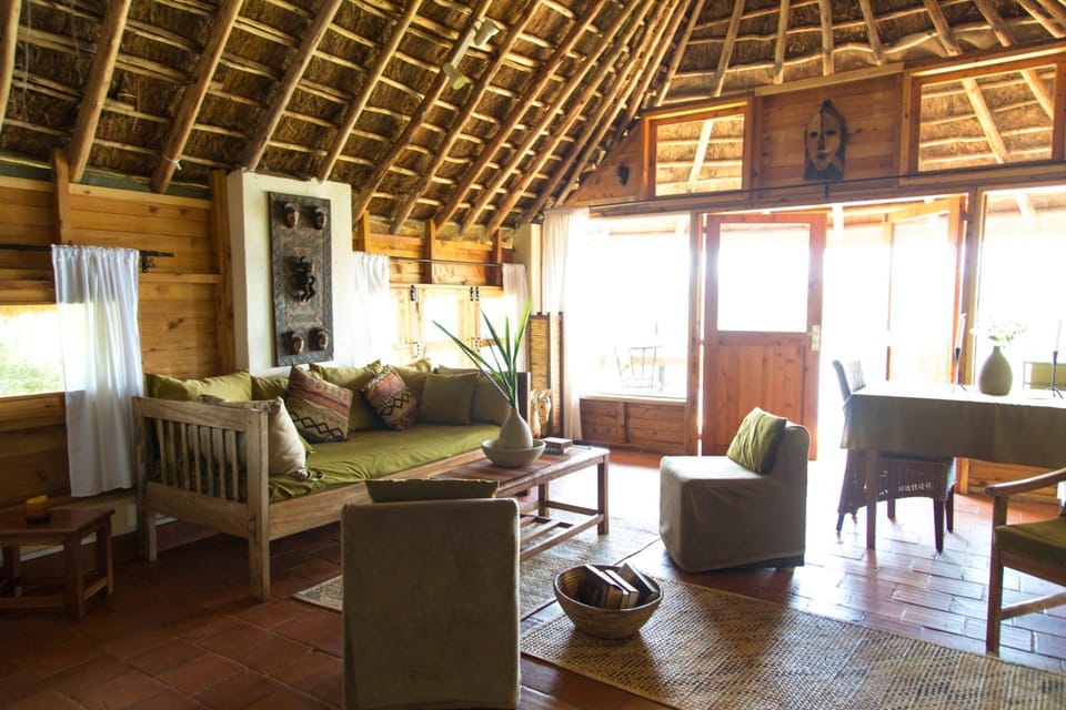 Holland Park Nature lodge in Uganda