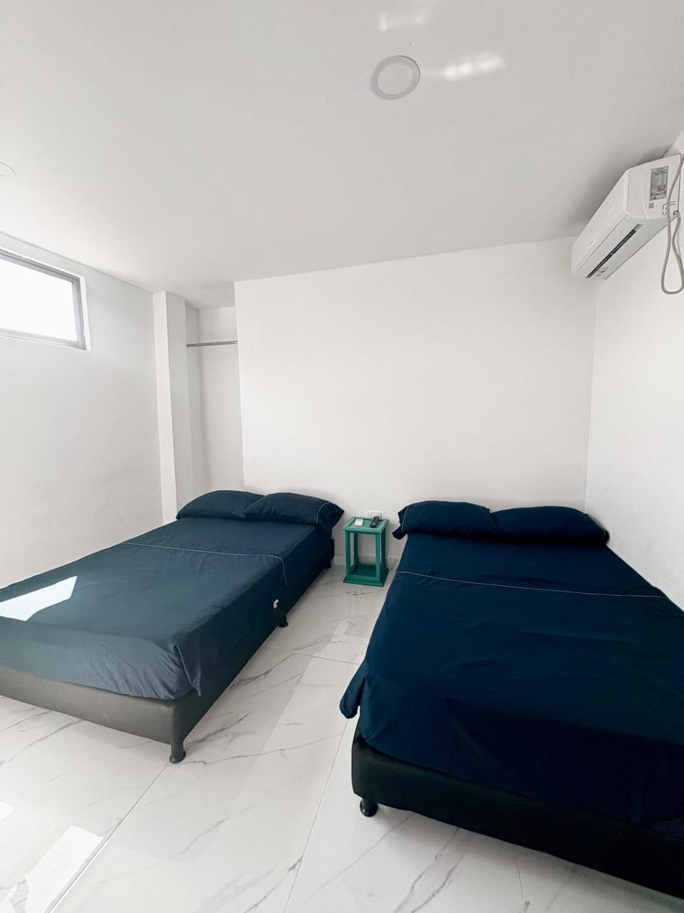 Bed, Photo of the whole room, Bedroom, air conditioner