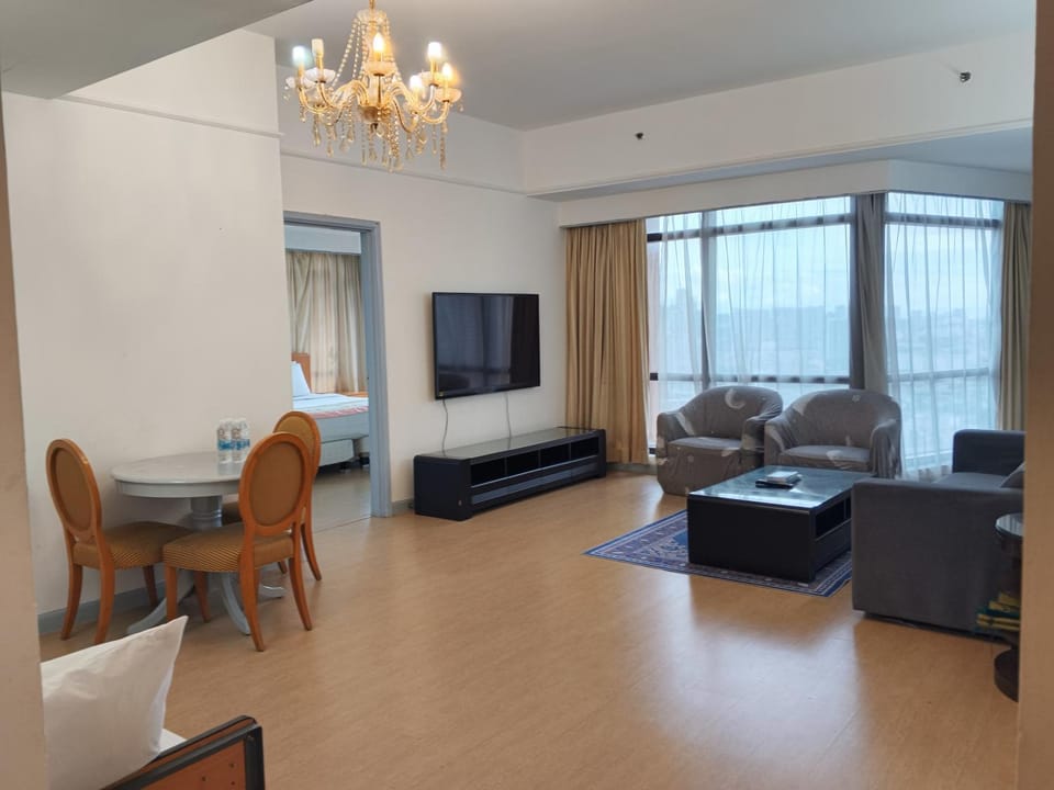 Communal lounge/ TV room, TV and multimedia, Living room