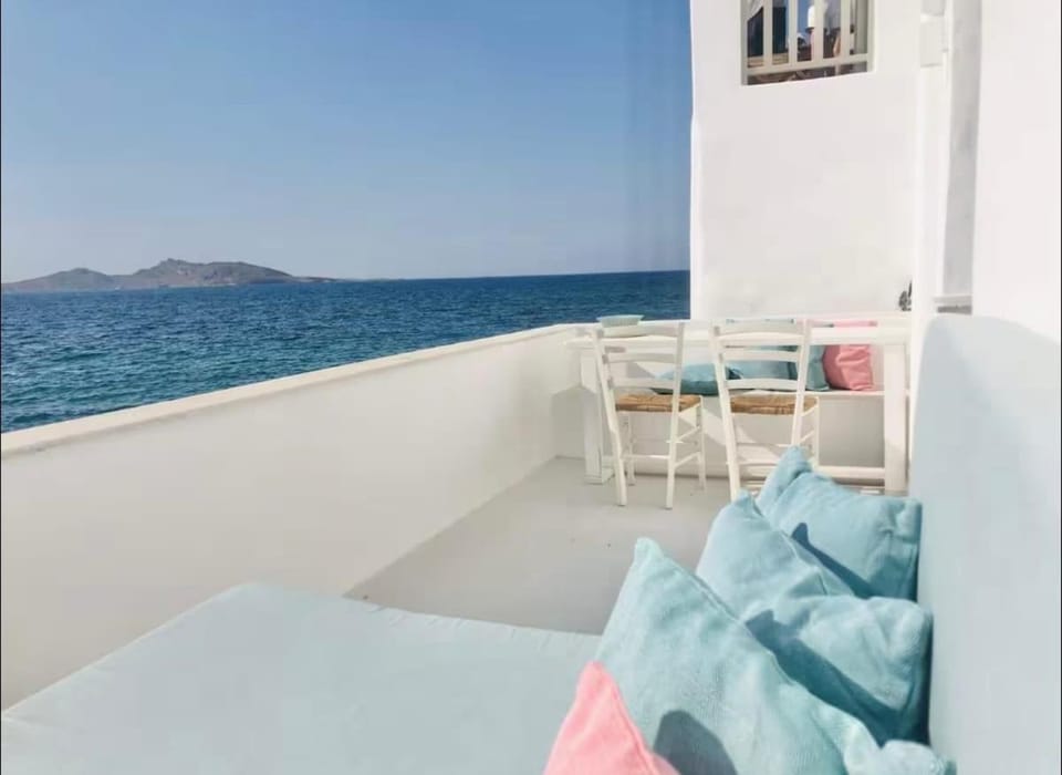 Casa mare, Naoussa Beach Apartment in Naousa