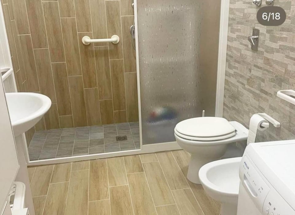 Shower, Toilet, Bathroom, bidet, washing machine