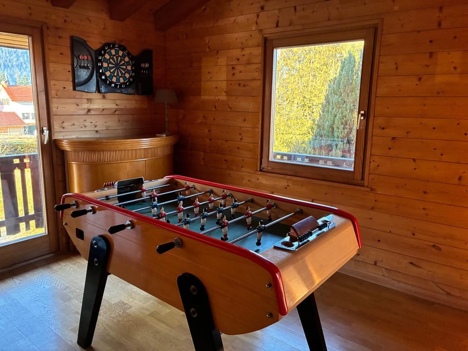 Chalet familial Gerardmer centre - salle de jeu - piscine partagée Chalet in Gérardmer