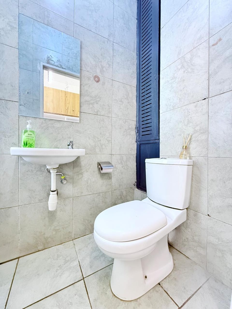 Nairobi Nest1BR Near CBD Fast Wi-Fi SecureParking Apartment in Nairobi County