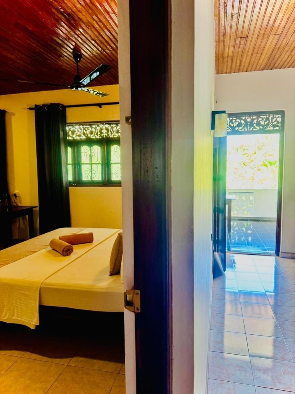 Asiri guest house Bed and Breakfast in Southern Province