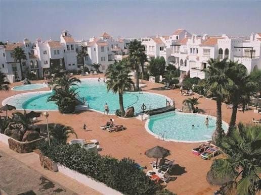 Apartamento isabel golf center Apartment in Roquetas de Mar