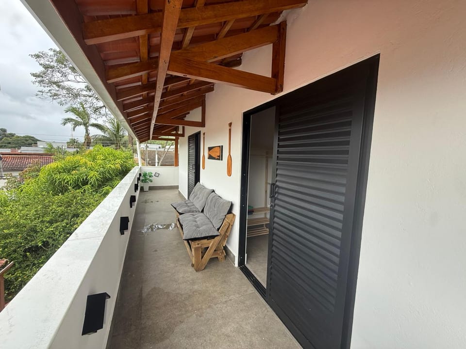 Casa 4 Suites a 200m da Praia ate 14 pessoas Sao Sebastiao House in São Sebastião