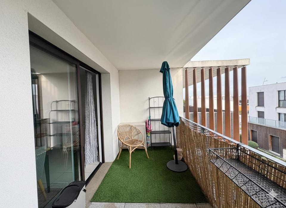 View (from property/room), Balcony/Terrace