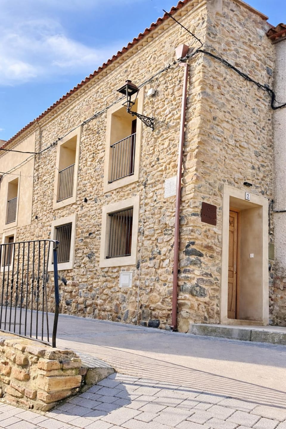 Facade/entrance