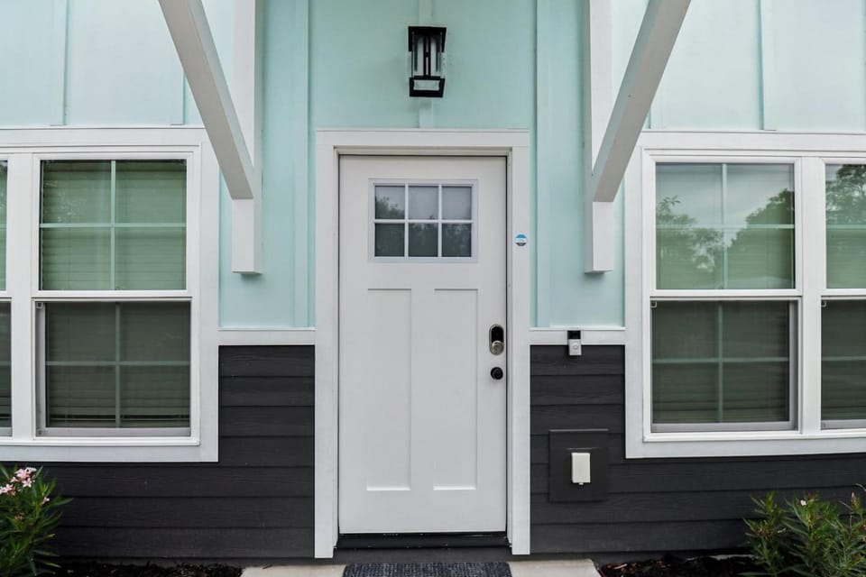 Modern 3BR2BA6Beds Games Near Downtown House in Saint Augustine