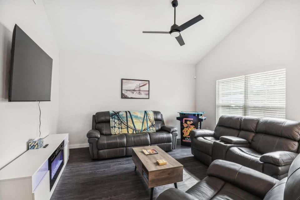 Modern 3BR2BA6Beds Games Near Downtown House in Saint Augustine