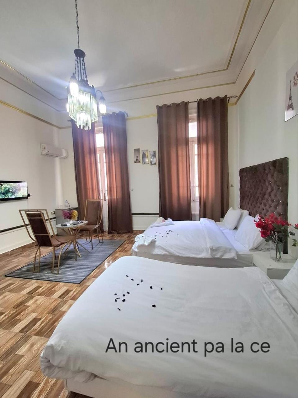 An ancient pal ace Hotel in Cairo