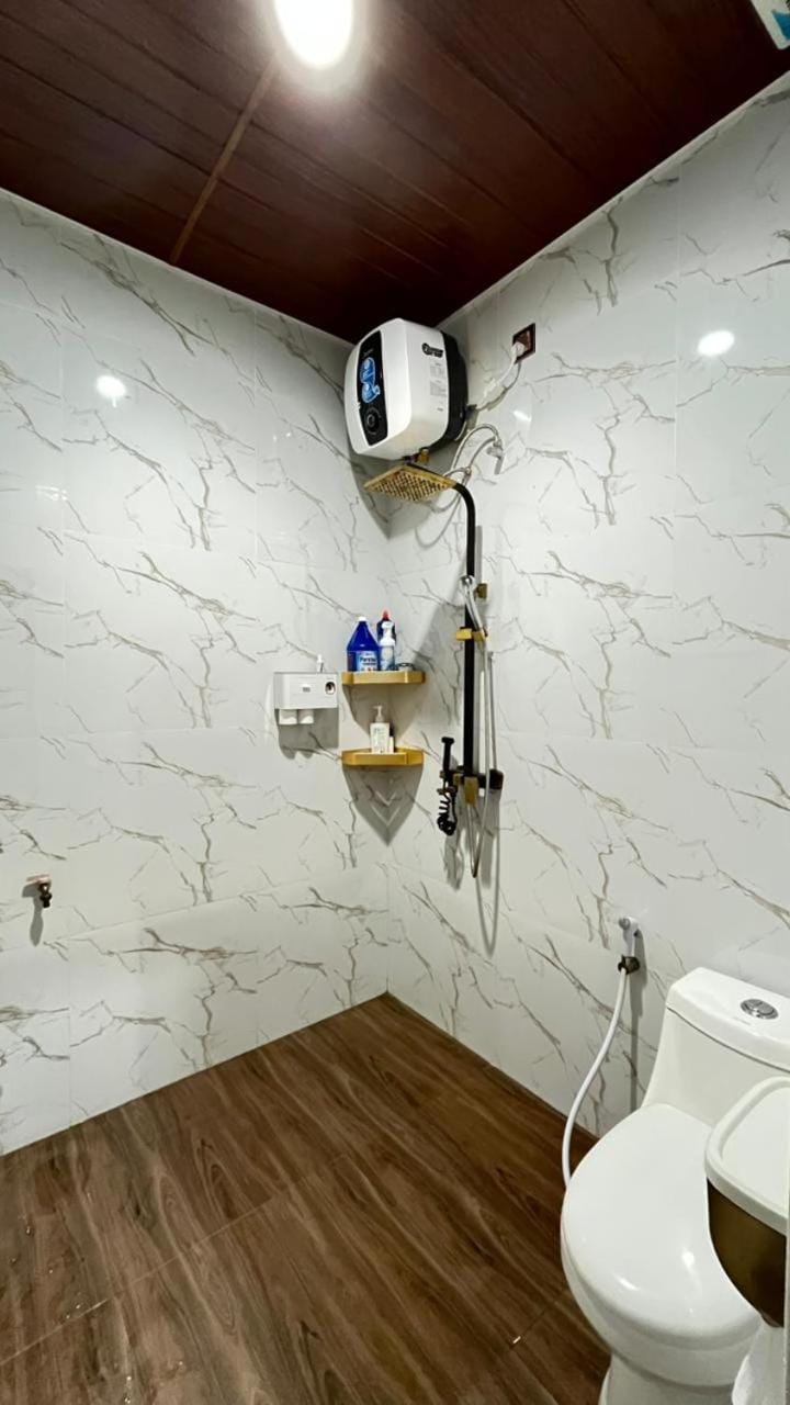 Toilet, Bathroom